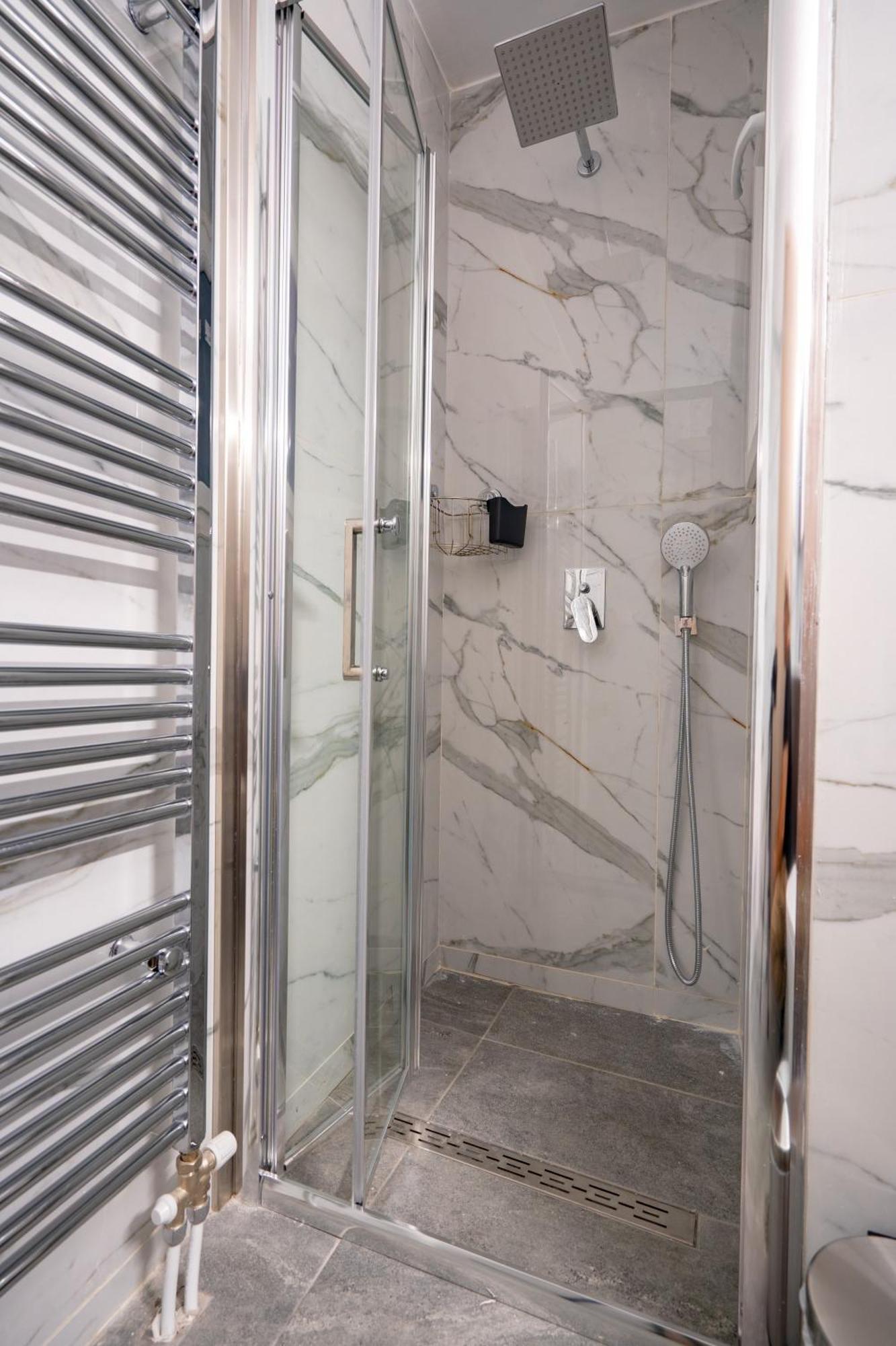 Apartment Koukaki 1 Bedroom 4 Persons By Mps *